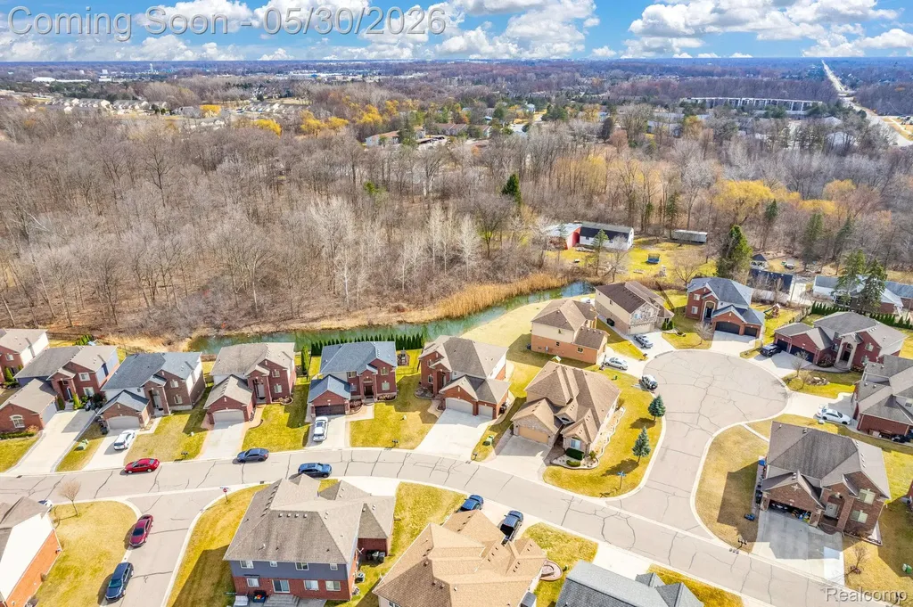 4122 Hawks Nest Road Shelby Charter Township MI 48317