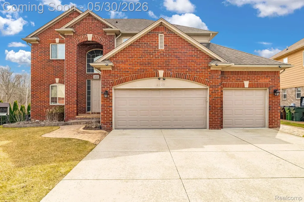 4122 Hawks Nest Road Shelby Charter Township MI 48317