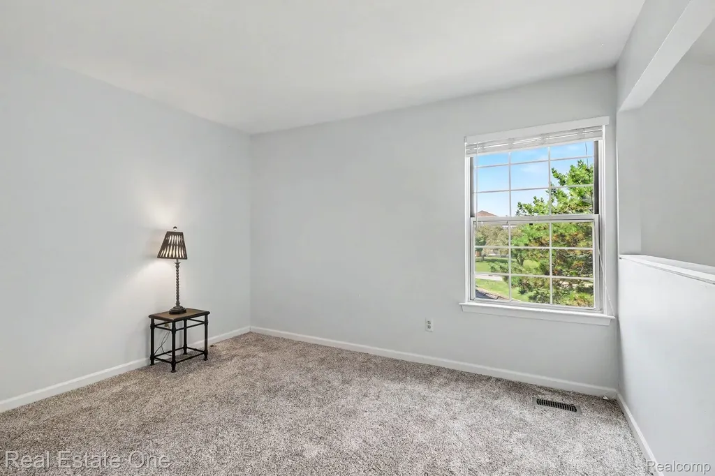 6617 Chimney Sweep West Bloomfield Charter Township MI 48322