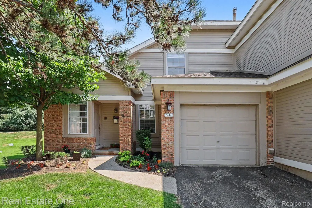 6617 Chimney Sweep West Bloomfield Charter Township MI 48322