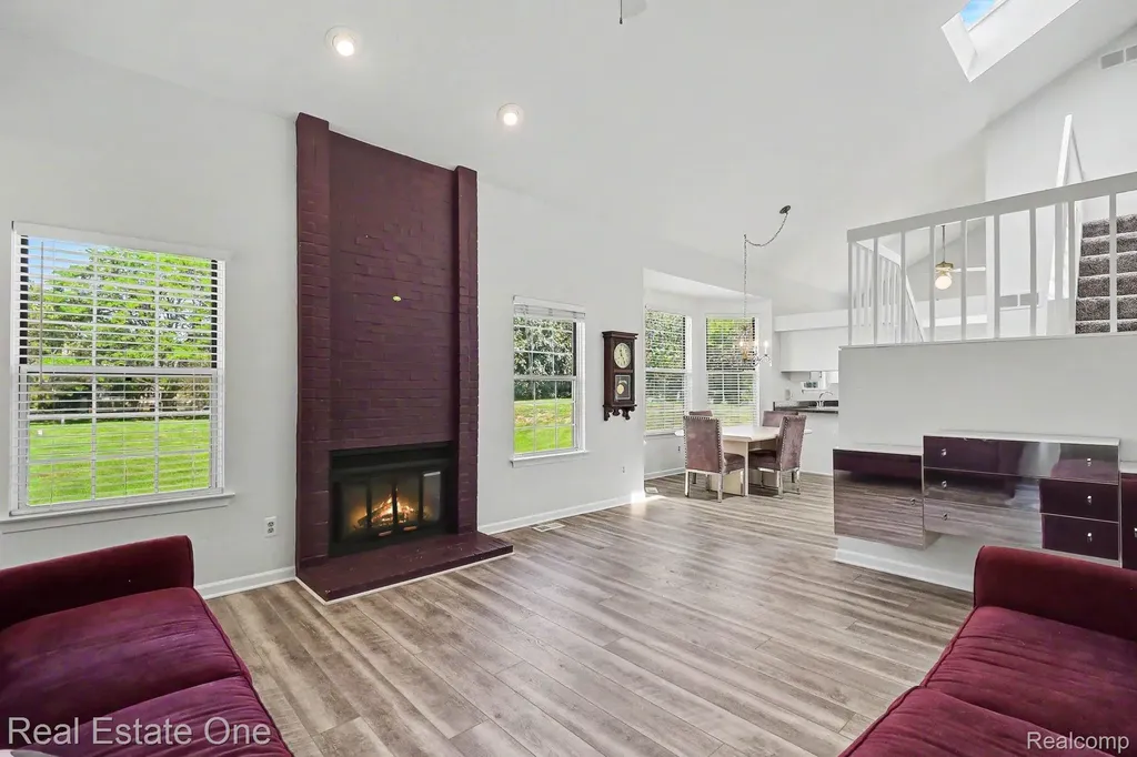 6617 Chimney Sweep West Bloomfield Charter Township MI 48322