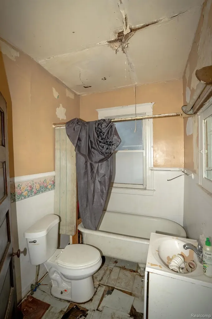3673 Seyburn Street Detroit City MI 48214