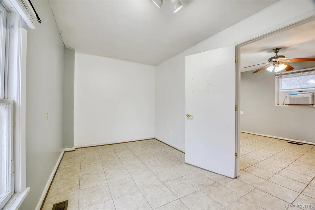 23675 Novi Road Novi City MI 48375