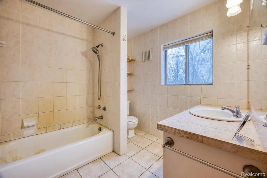 23675 Novi Road Novi City MI 48375