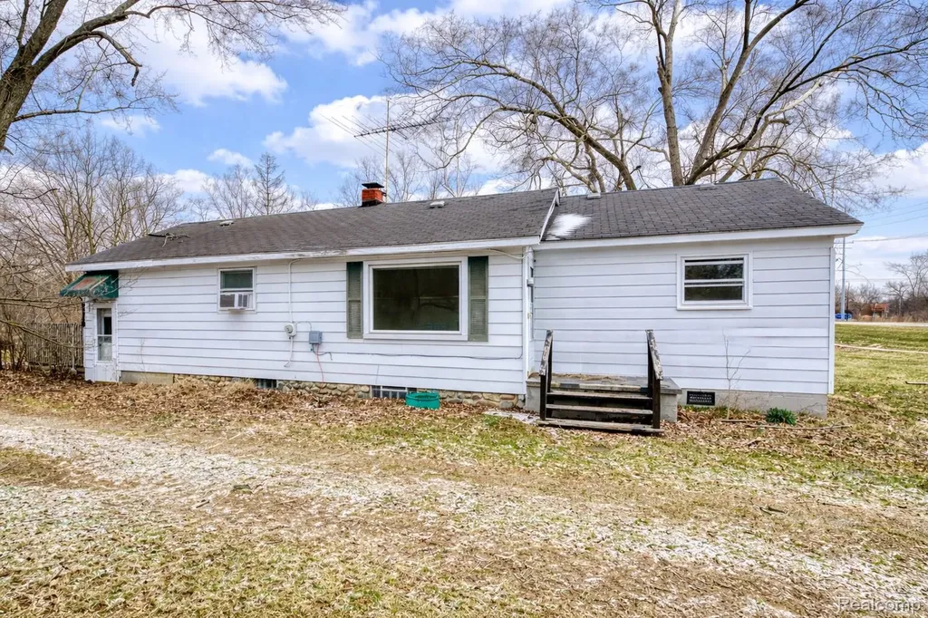 23675 Novi Road Novi City MI 48375
