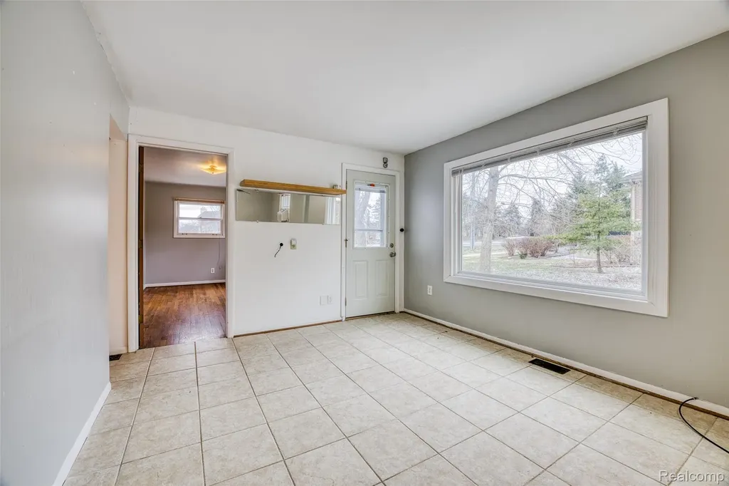 23675 Novi Road Novi City MI 48375