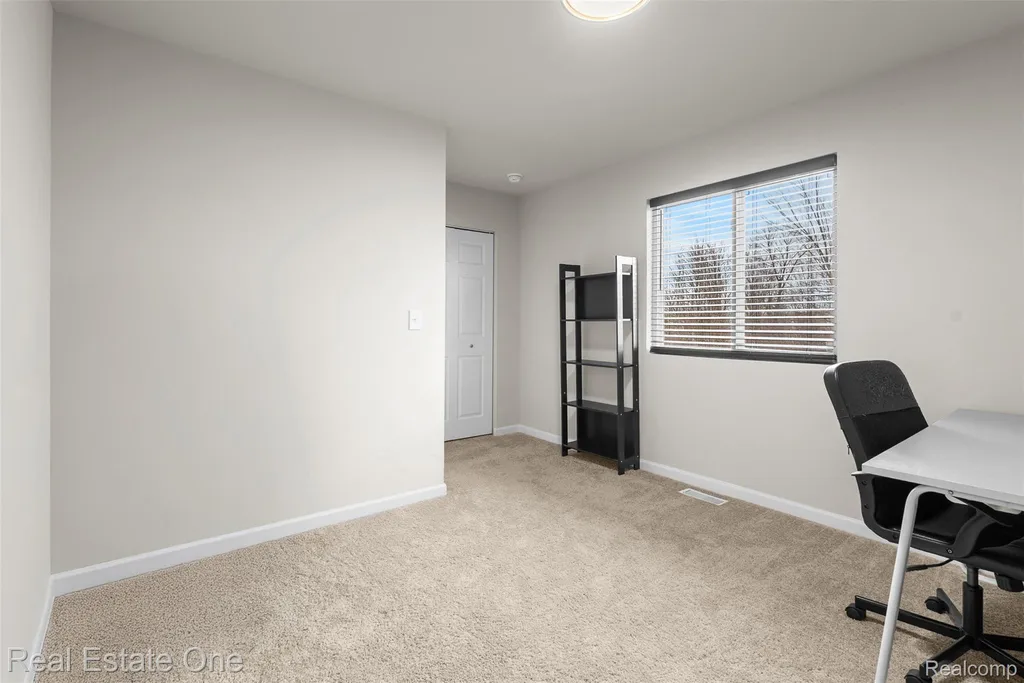 2273 Apple Tree Drive Burton City MI 48519