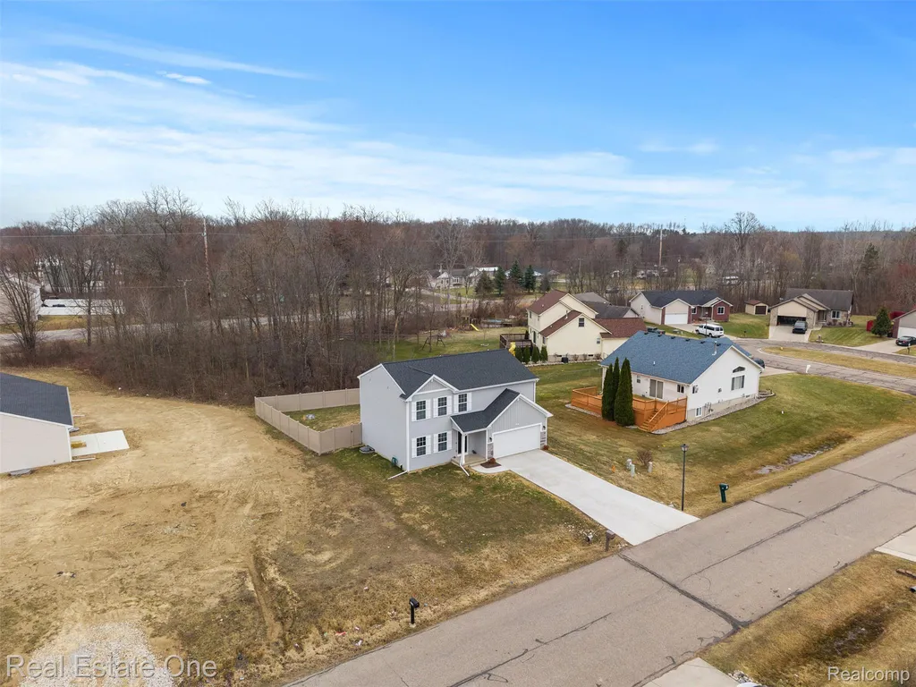 2273 Apple Tree Drive Burton City MI 48519
