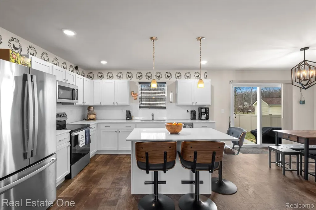 2273 Apple Tree Drive Burton City MI 48519
