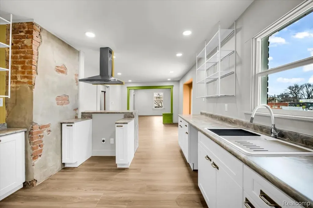 21 North Street Highland Park City MI 48203