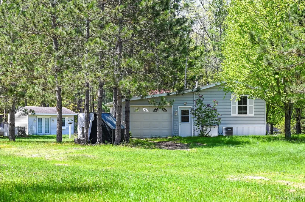 1094 Blamer Road Comins Township MI 48621