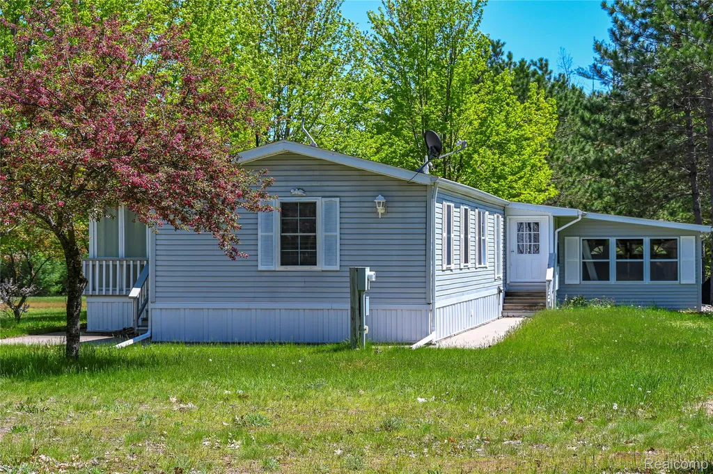 1094 Blamer Road Comins Township MI 48621