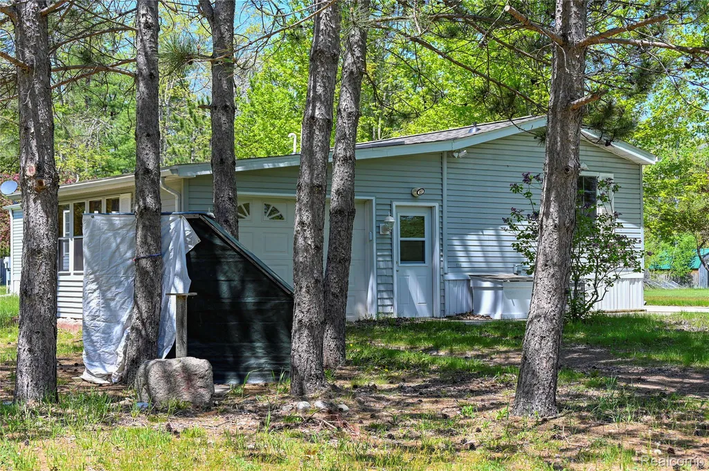 1094 Blamer Road Comins Township MI 48621