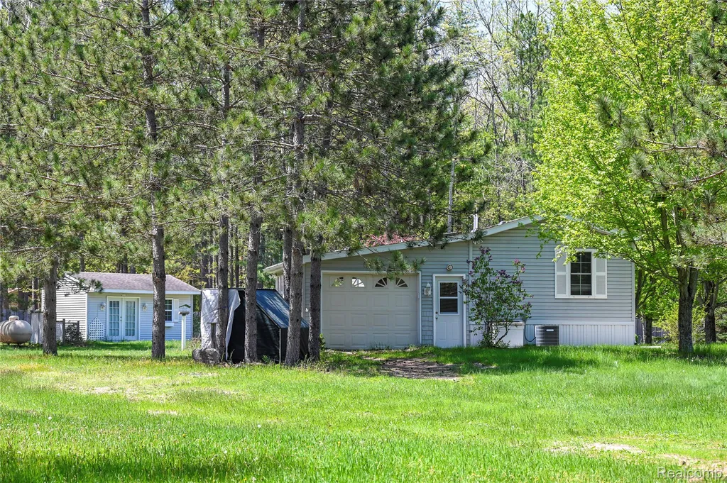 1094 Blamer Road Comins Township MI 48621