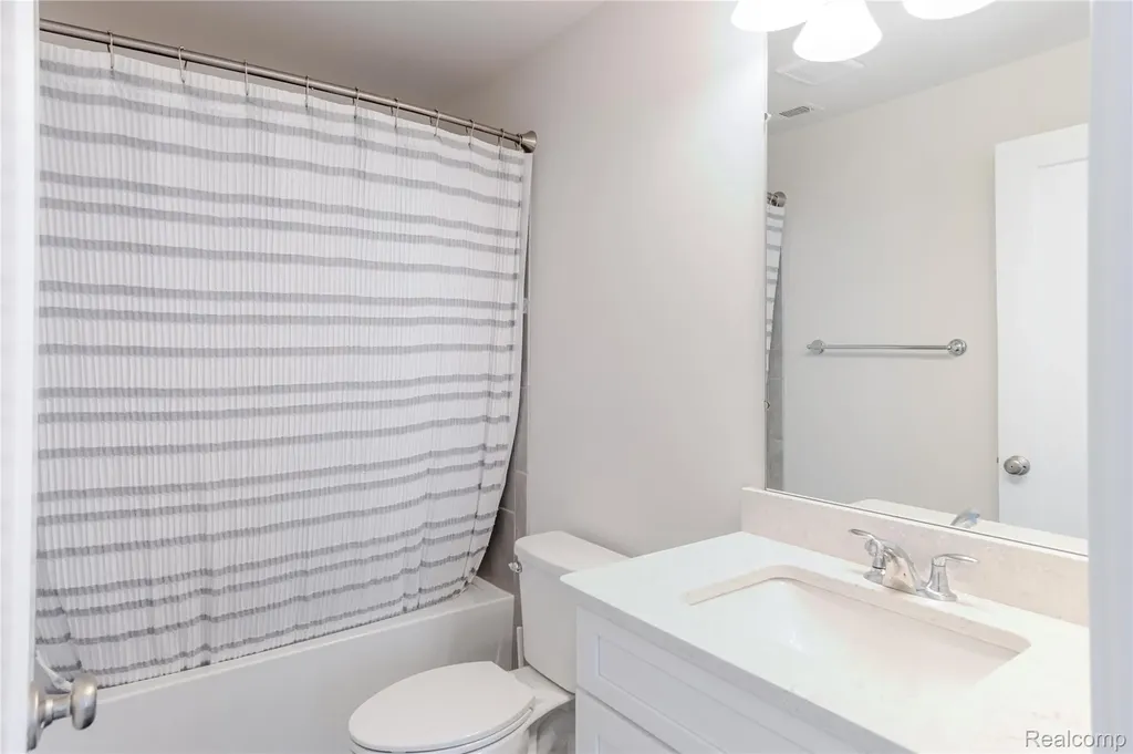 2963 Aughton Road Ann Arbor City MI 48105
