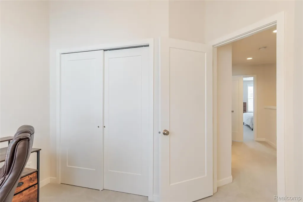 2963 Aughton Road Ann Arbor City MI 48105