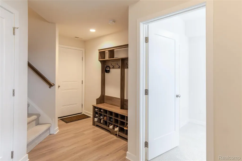 2963 Aughton Road Ann Arbor City MI 48105