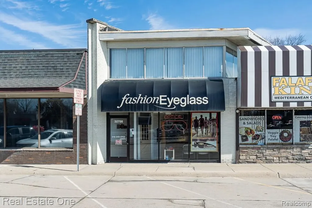32756 Woodward Avenue Royal Oak City MI 48073