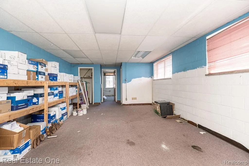 32756 Woodward Avenue Royal Oak City MI 48073