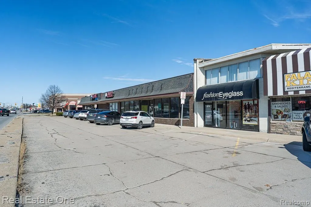 32756 Woodward Avenue Royal Oak City MI 48073