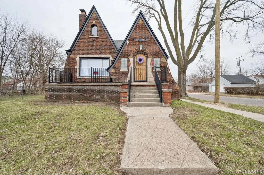 14100 Montrose Street Detroit City MI 48227