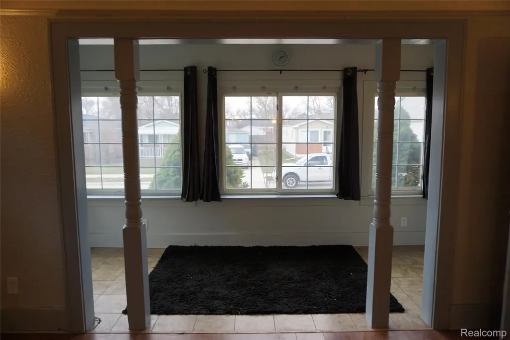 1713 Austin Avenue Lincoln Park City MI 48146