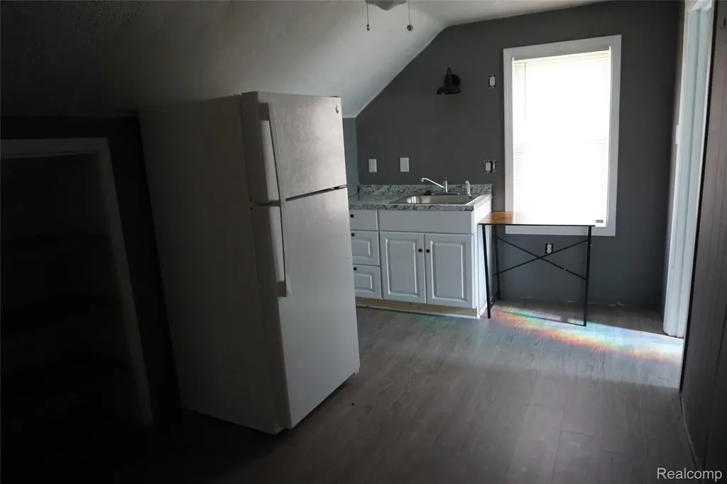 1713 Austin Avenue Lincoln Park City MI 48146