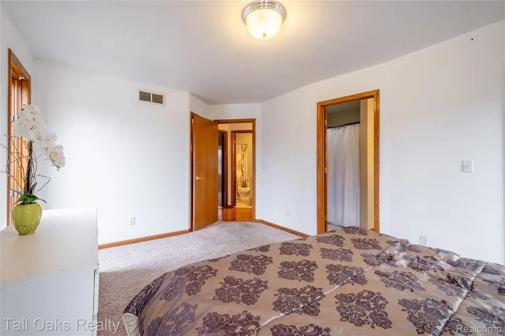 2411 Briar Creek Lane Burton City MI 48509