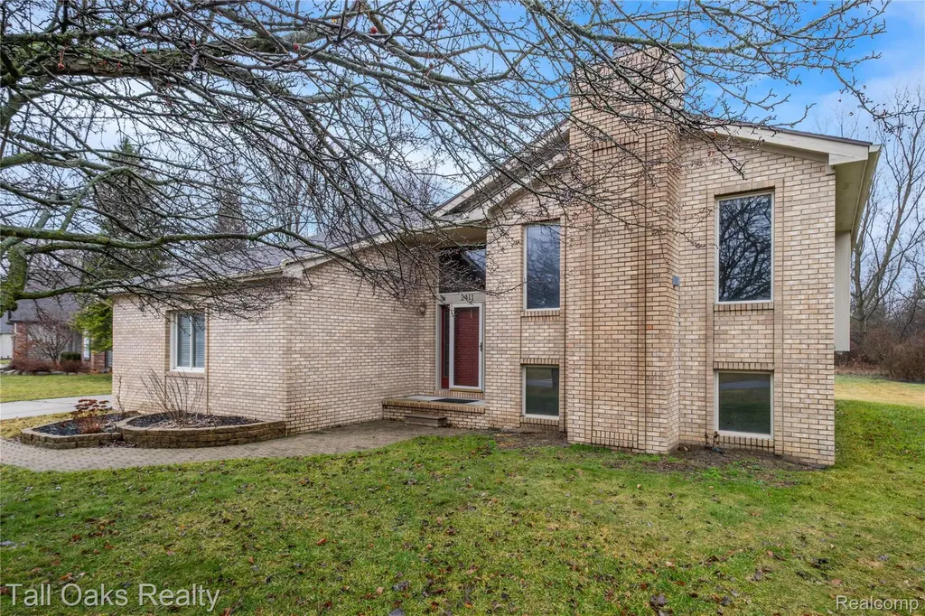 2411 Briar Creek Lane Burton City MI 48509
