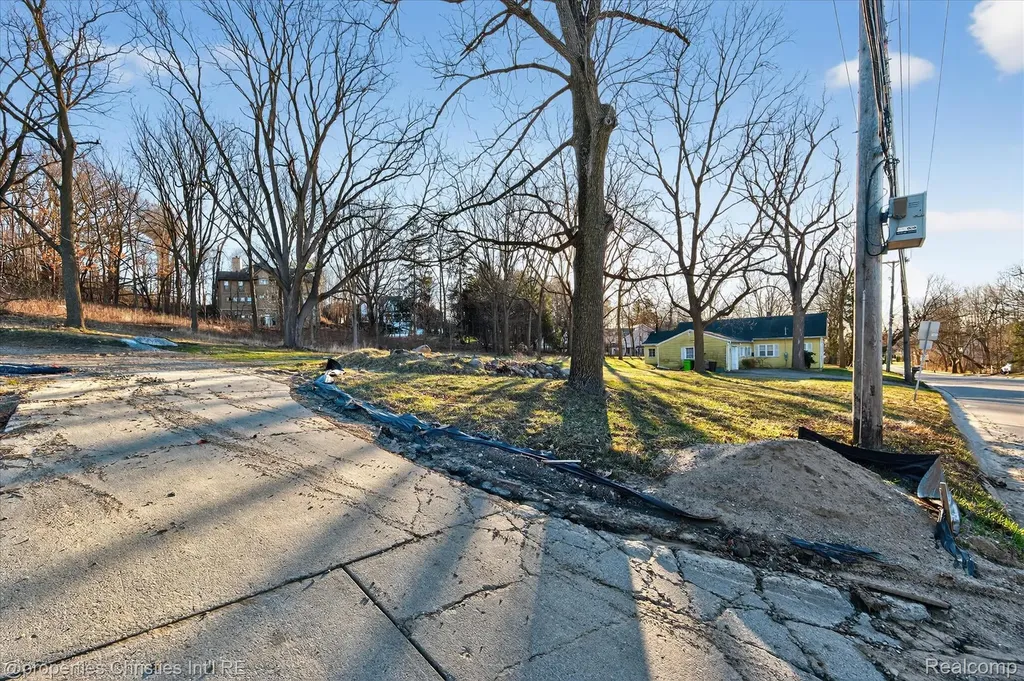 C Randolph Street N Northville City MI 48167