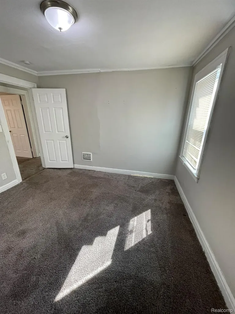 19156 Waltham Street Detroit City MI 48205