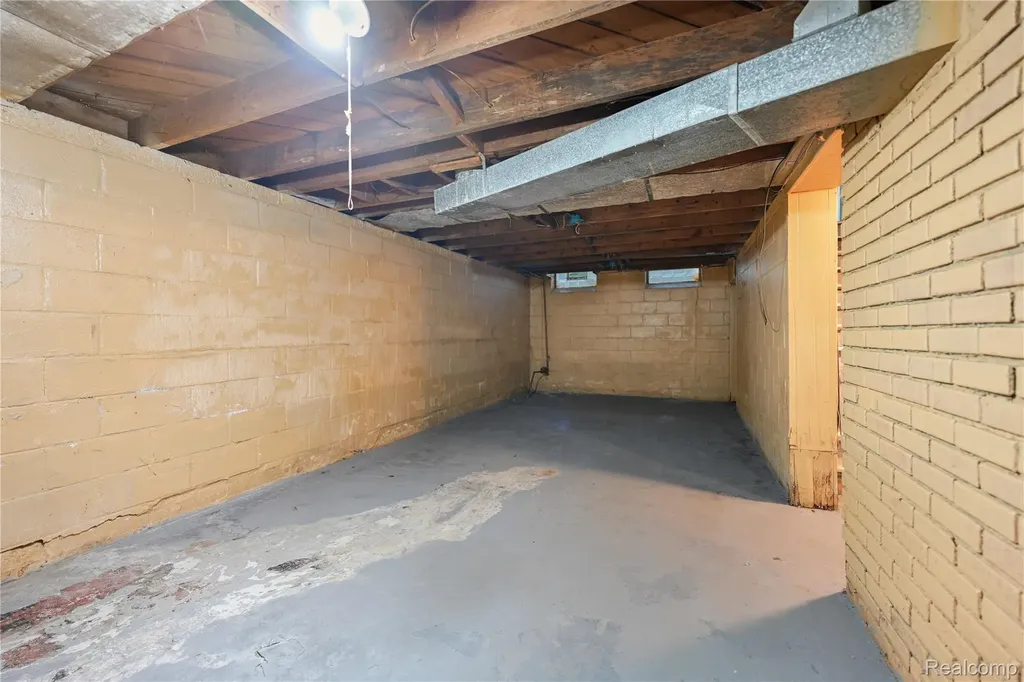 8626 Piedmont Street Detroit City MI 48228