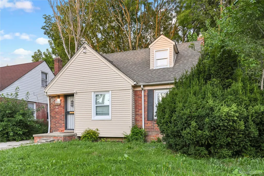 8626 Piedmont Street Detroit City MI 48228