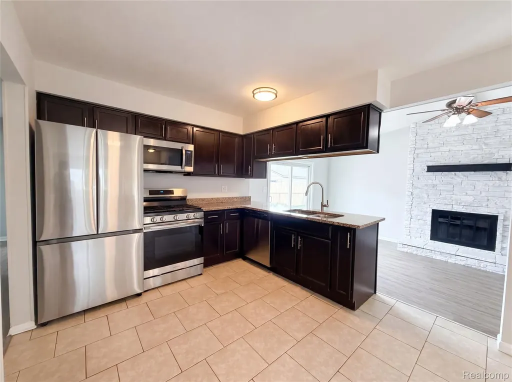 42195 Fairview Drive Canton Charter Township MI 48187