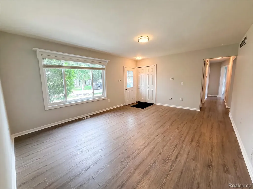 42195 Fairview Drive Canton Charter Township MI 48187