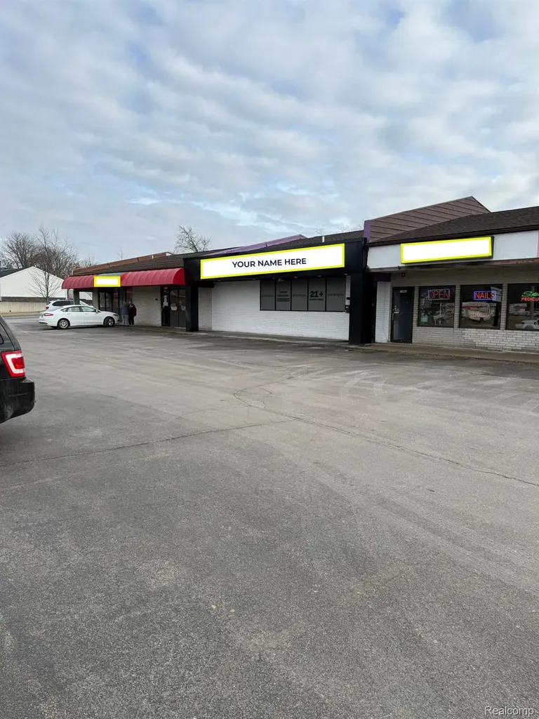 1561 W Maumee Street Adrian City MI 49221