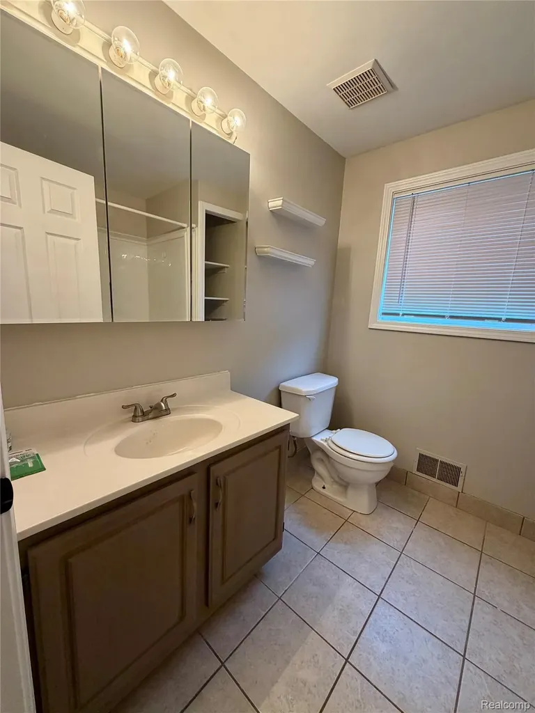 16006 Terrace Village Drive Taylor City MI 48180