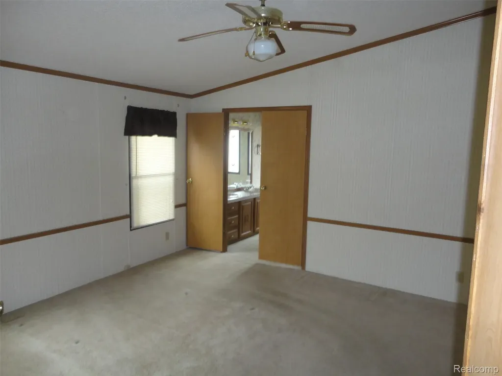 268 Highlands Bedford Township MI 48182