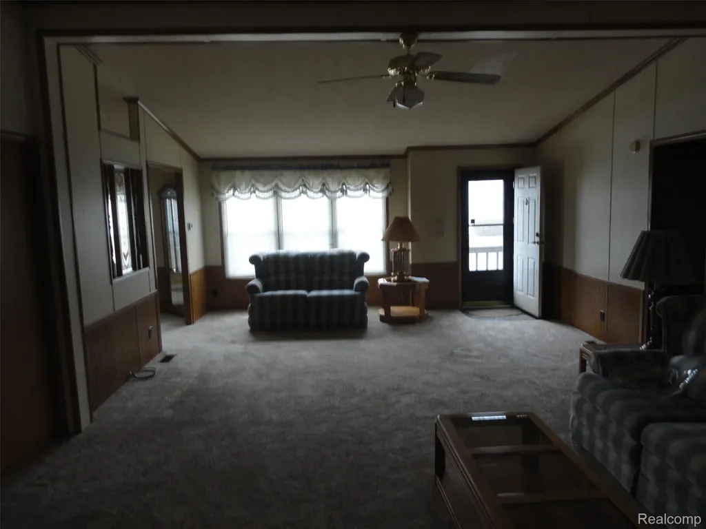 268 Highlands Bedford Township MI 48182