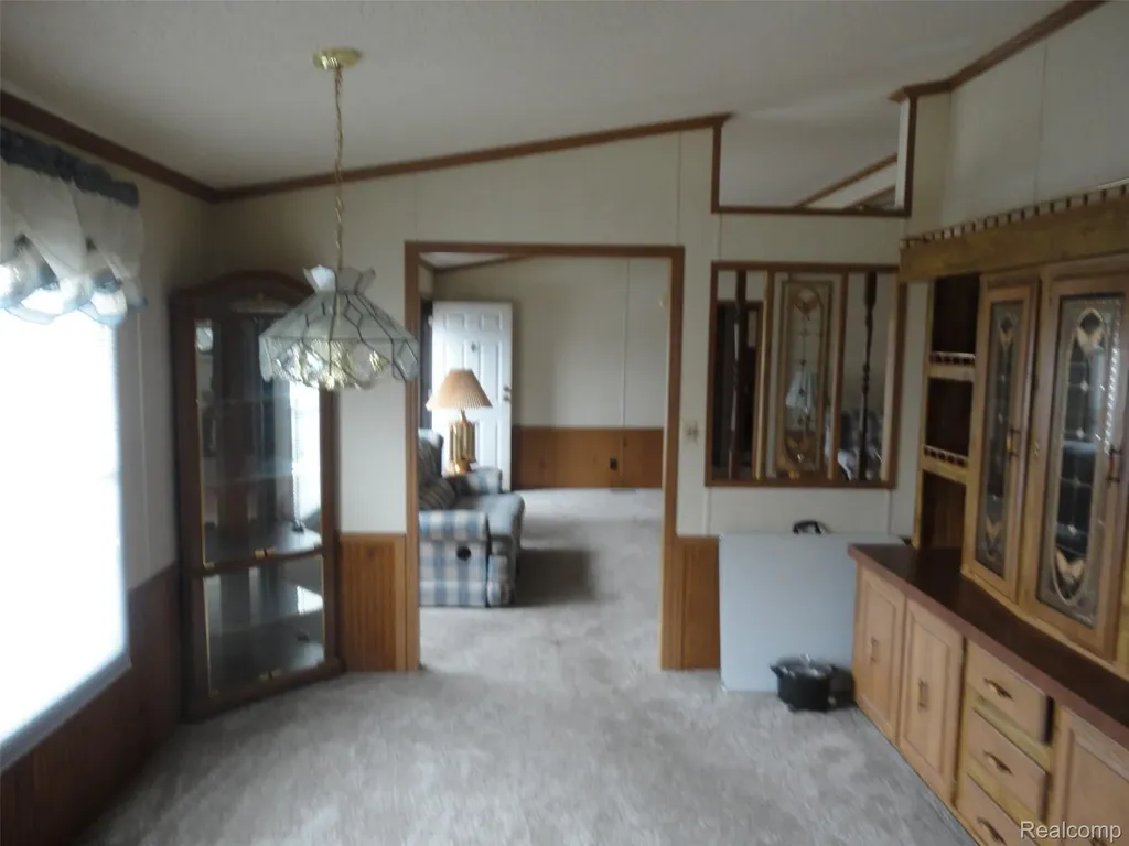 268 Highlands Bedford Township MI 48182