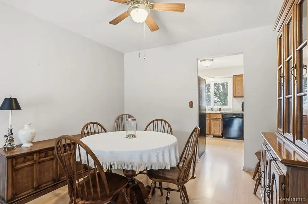 45530 Meadows Square Macomb Township MI 48044