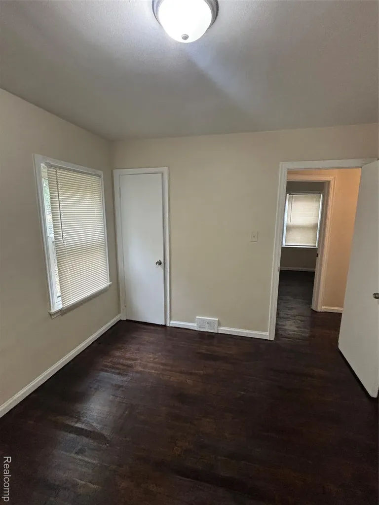 15909 Lauder Street Detroit City MI 48227