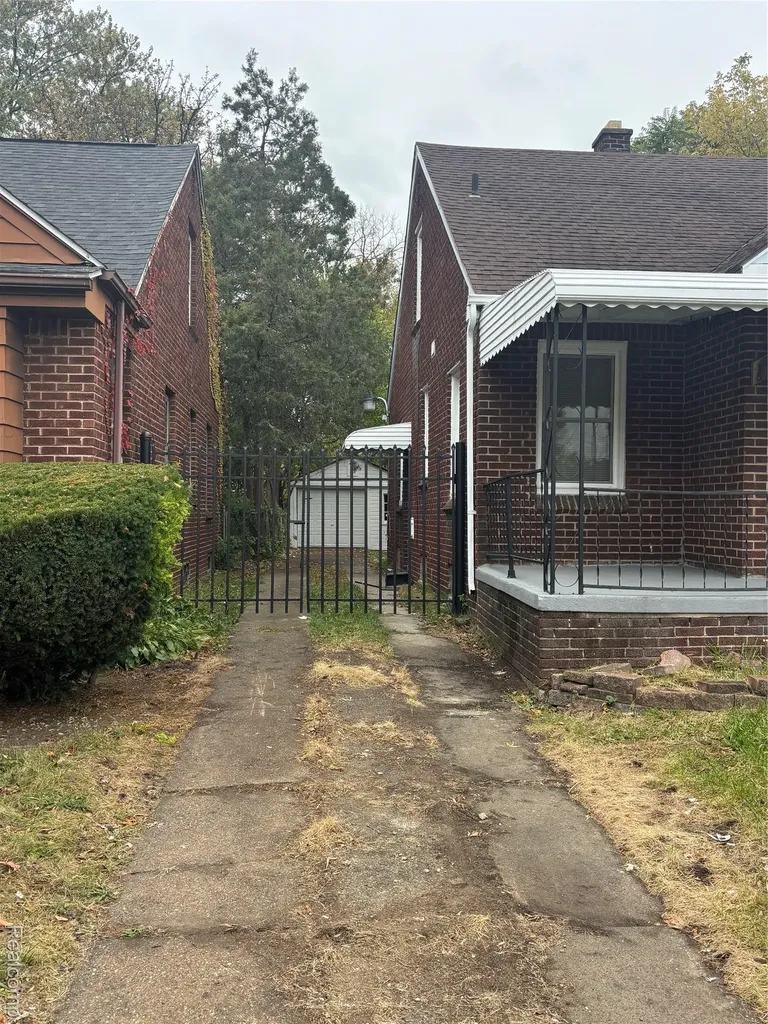 15909 Lauder Street Detroit City MI 48227