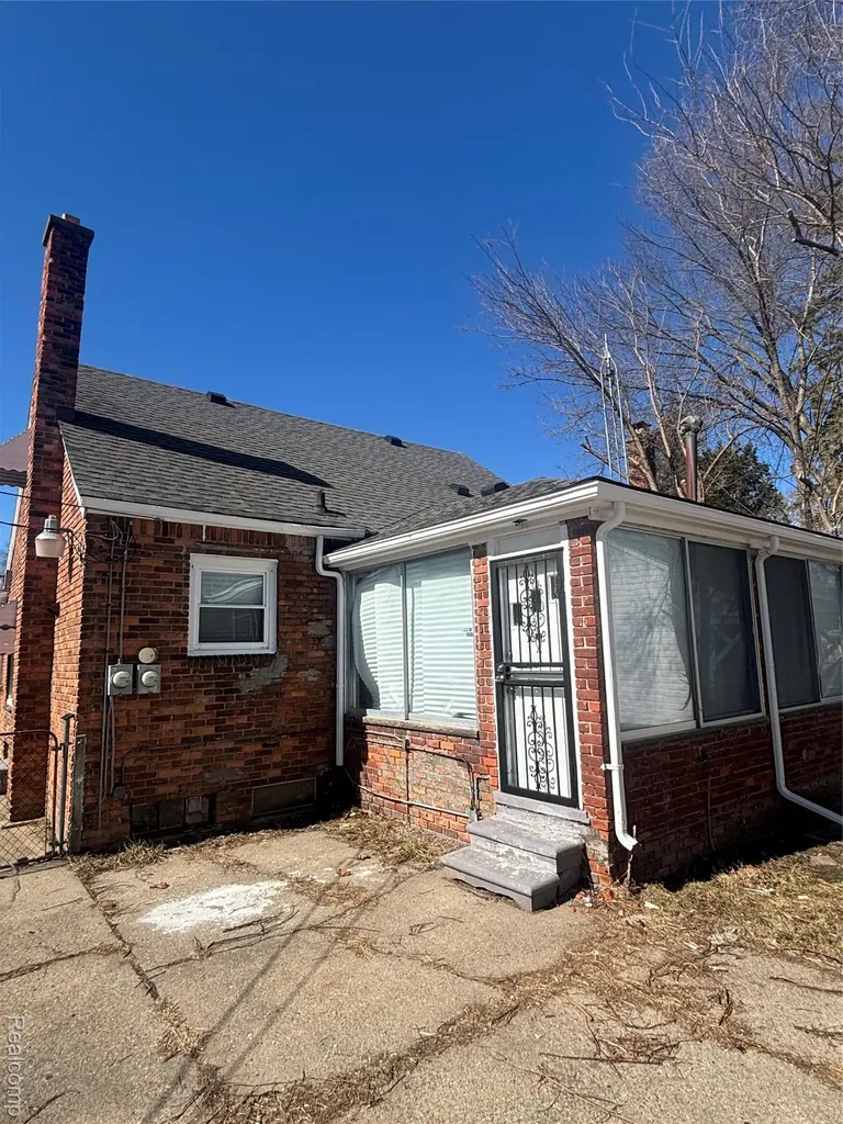 19190 Patton Street Detroit City MI 48219