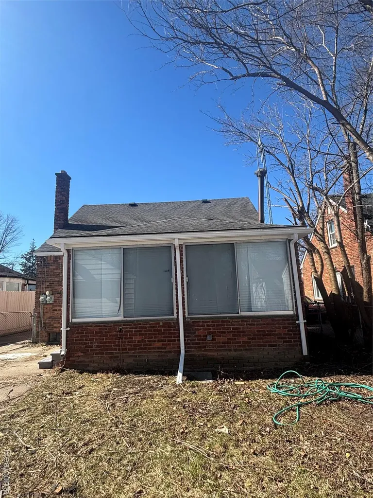 19190 Patton Street Detroit City MI 48219