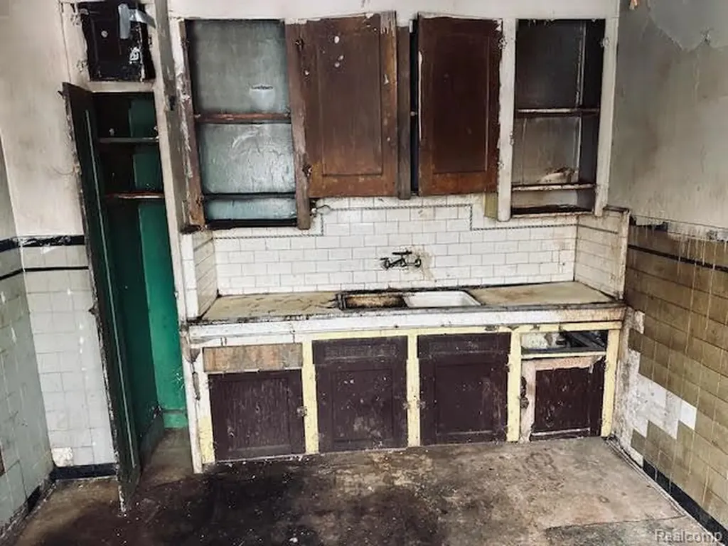 5226 Coplin Street Detroit City MI 48213