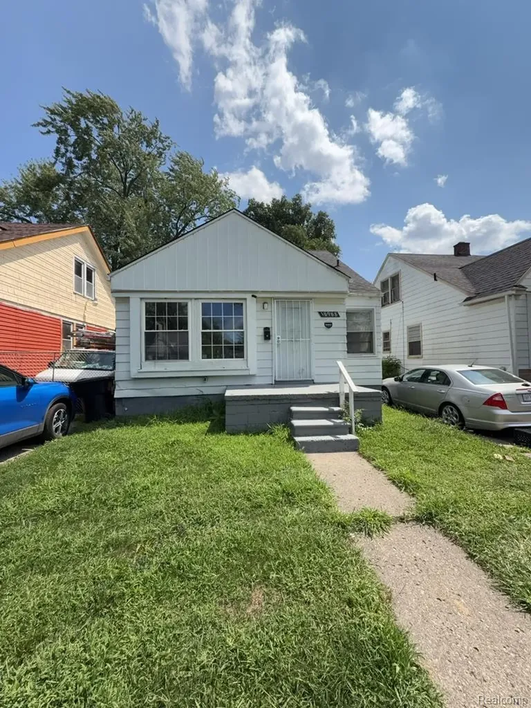 18988 Dale Street Detroit City MI 48219