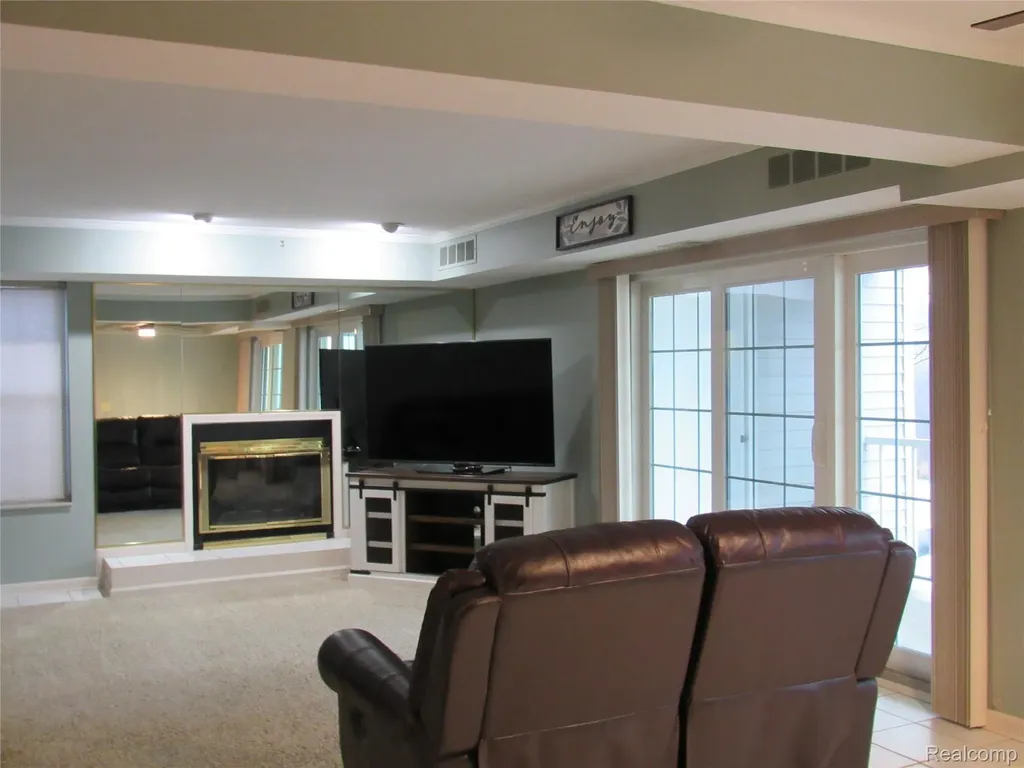 3565 S Port Cove Drive Waterford Charter Township MI 48328