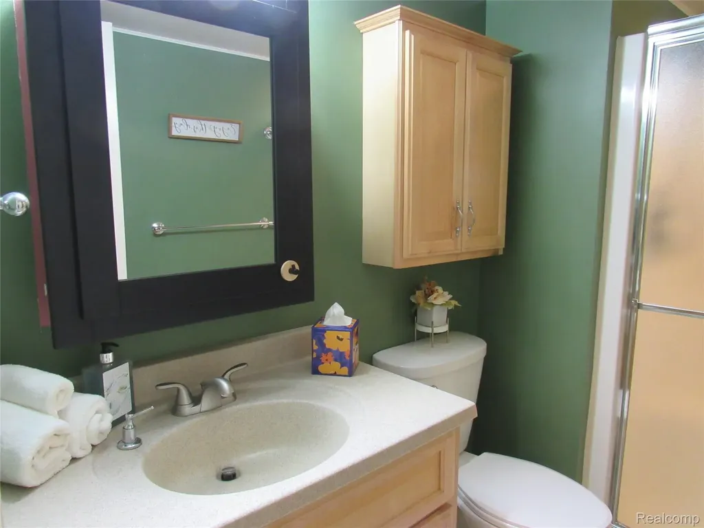 3565 S Port Cove Drive Waterford Charter Township MI 48328