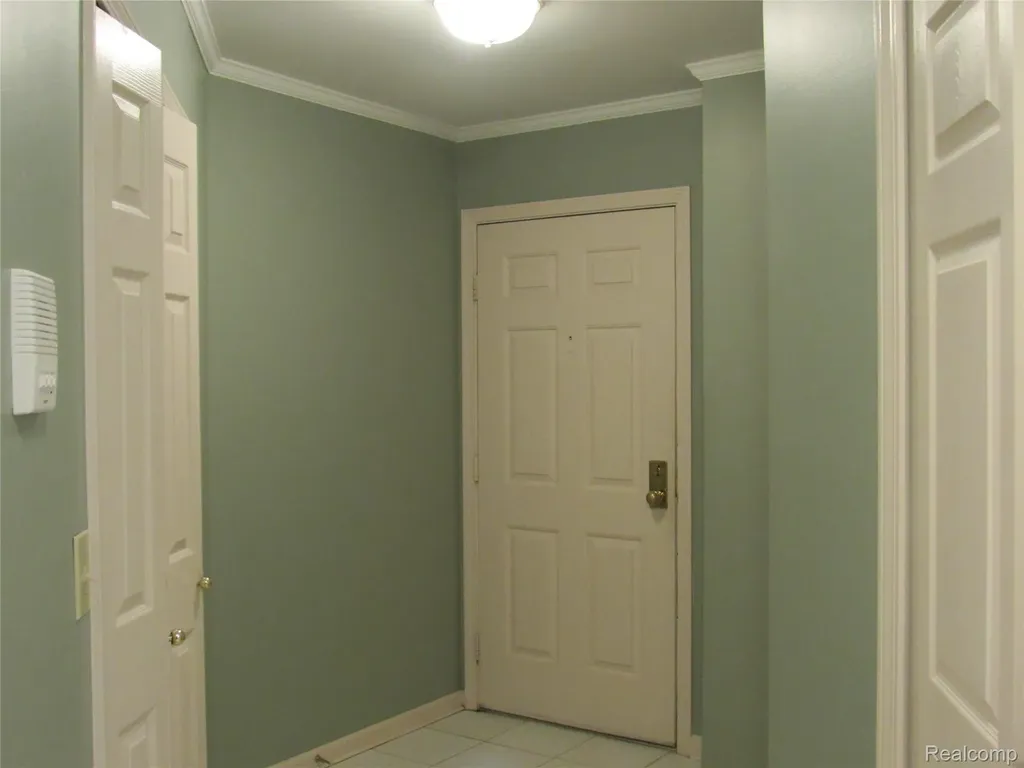 3565 S Port Cove Drive Waterford Charter Township MI 48328